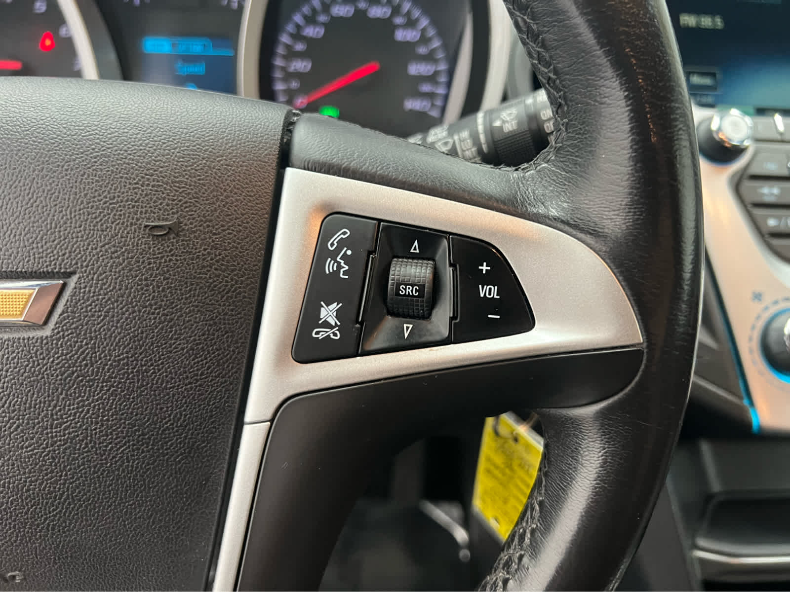 2017 Chevrolet Equinox LT photo 18