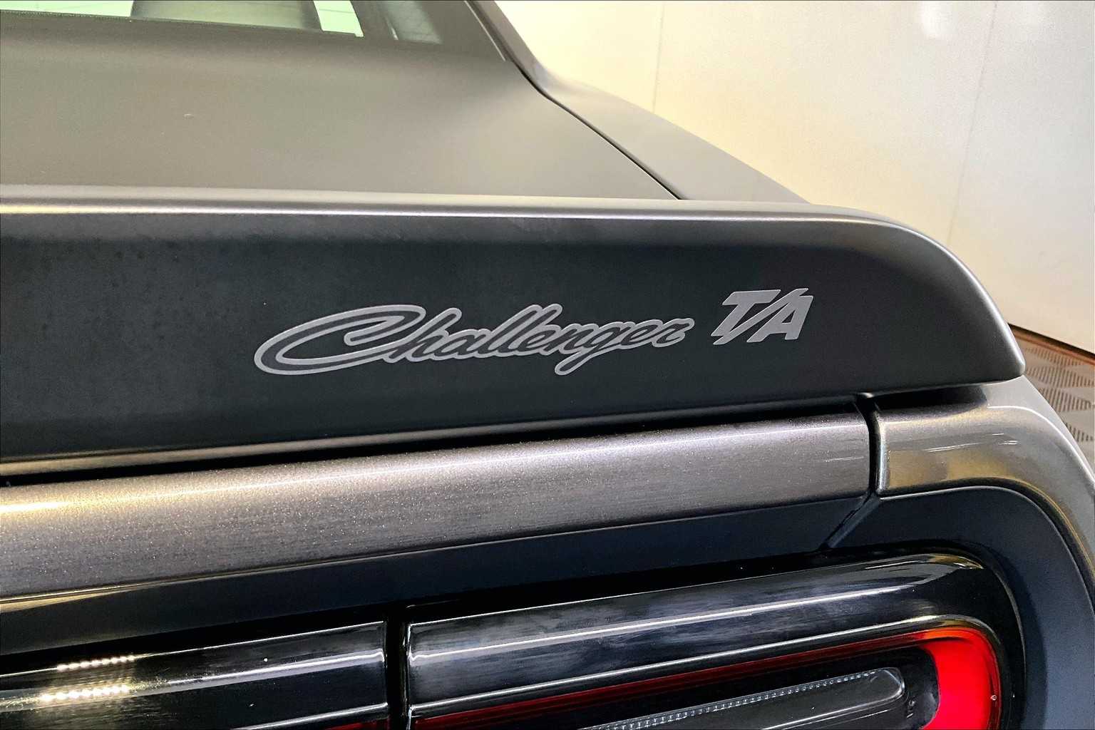 2018 Dodge Challenger T/A 392 photo 9