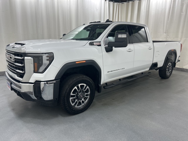 2024 Gmc Sierra HD SLE photo 2