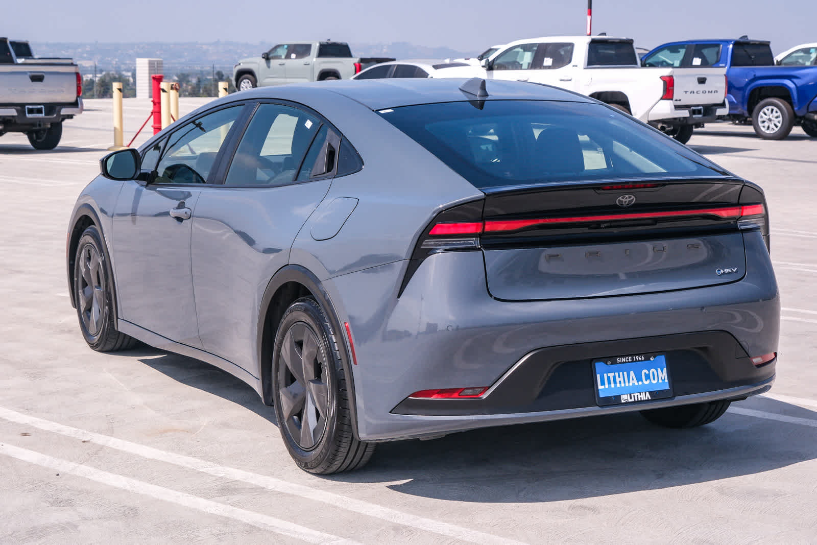 2023 Toyota Prius LE photo 6