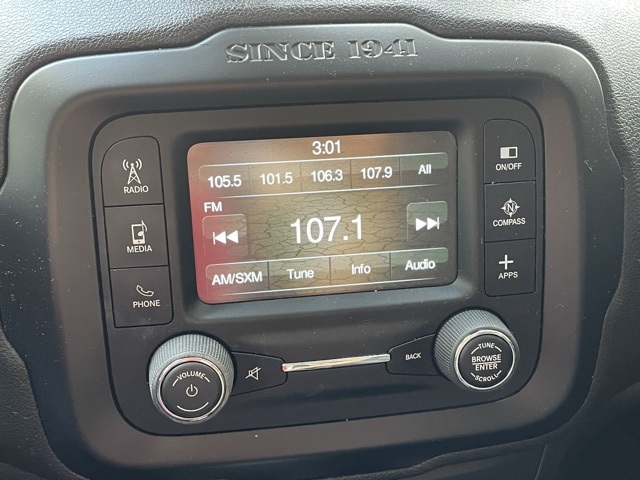 2017 Jeep Renegade Latitude North Edition photo 13