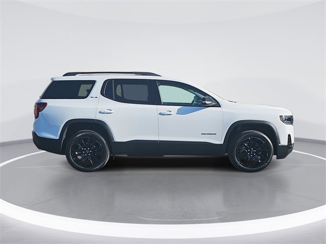 2023 Gmc Acadia SLE photo 2