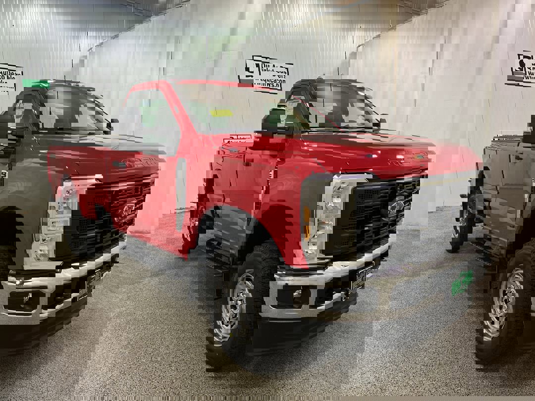 2025 Ford F-250 Super Duty XL's photo