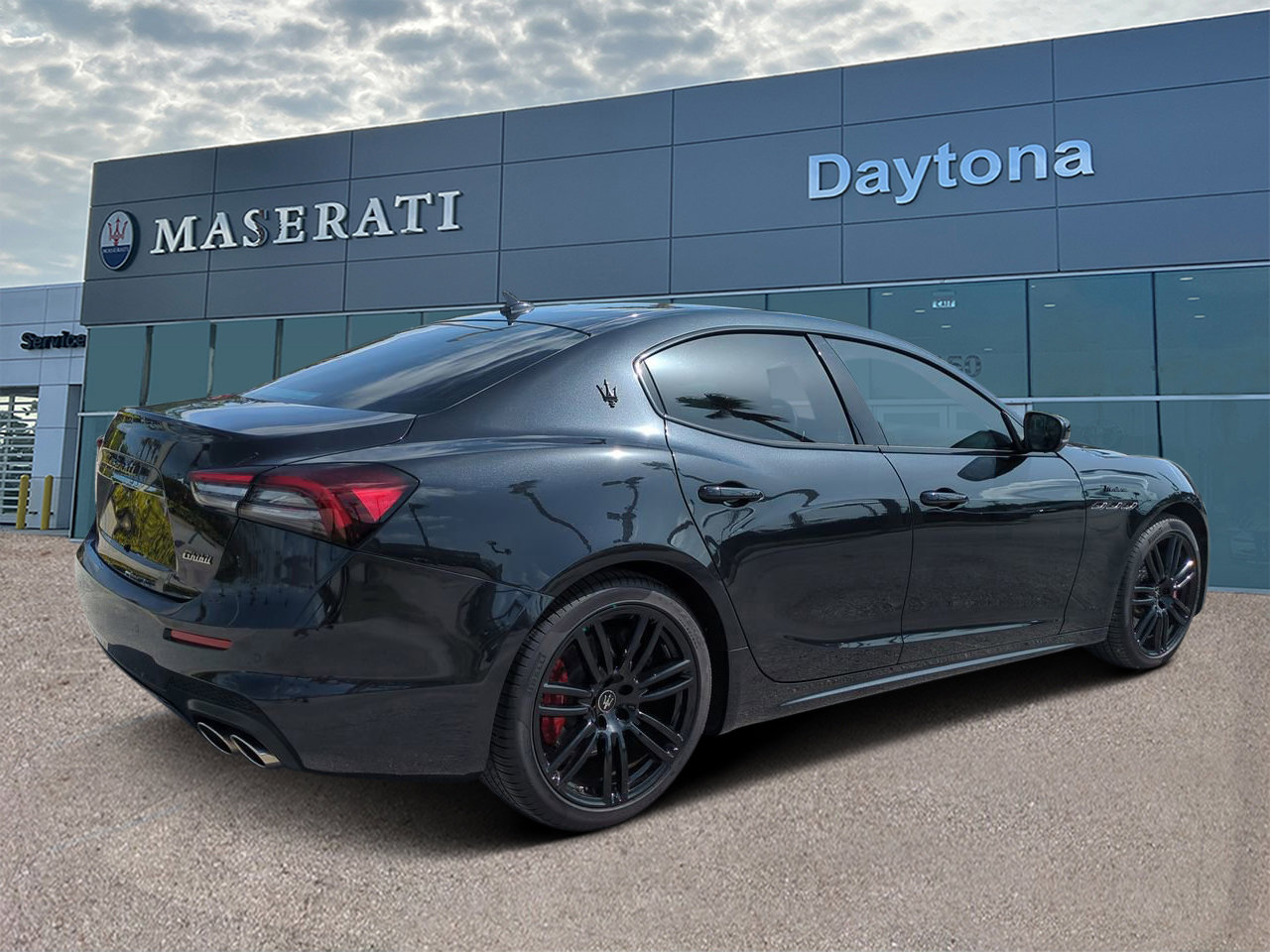 2024 Maserati Ghibli Modena Q4 photo 3