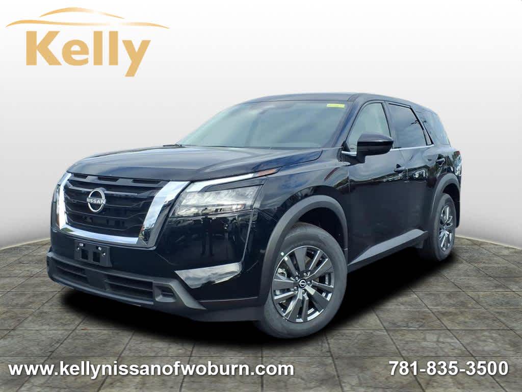 2025 Nissan Pathfinder S's photo