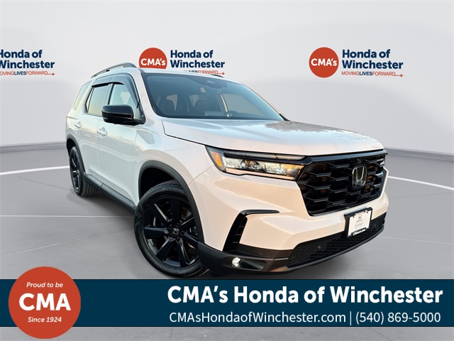 2025 Honda Pilot Black Edition's photo