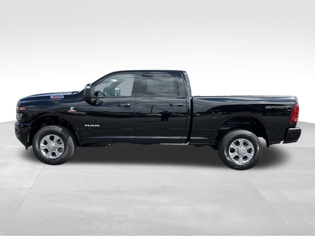 2025 Ram 2500 Big Horn photo 2
