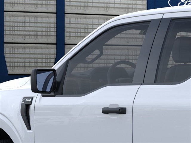 2025 Ford F-150 XL photo 2
