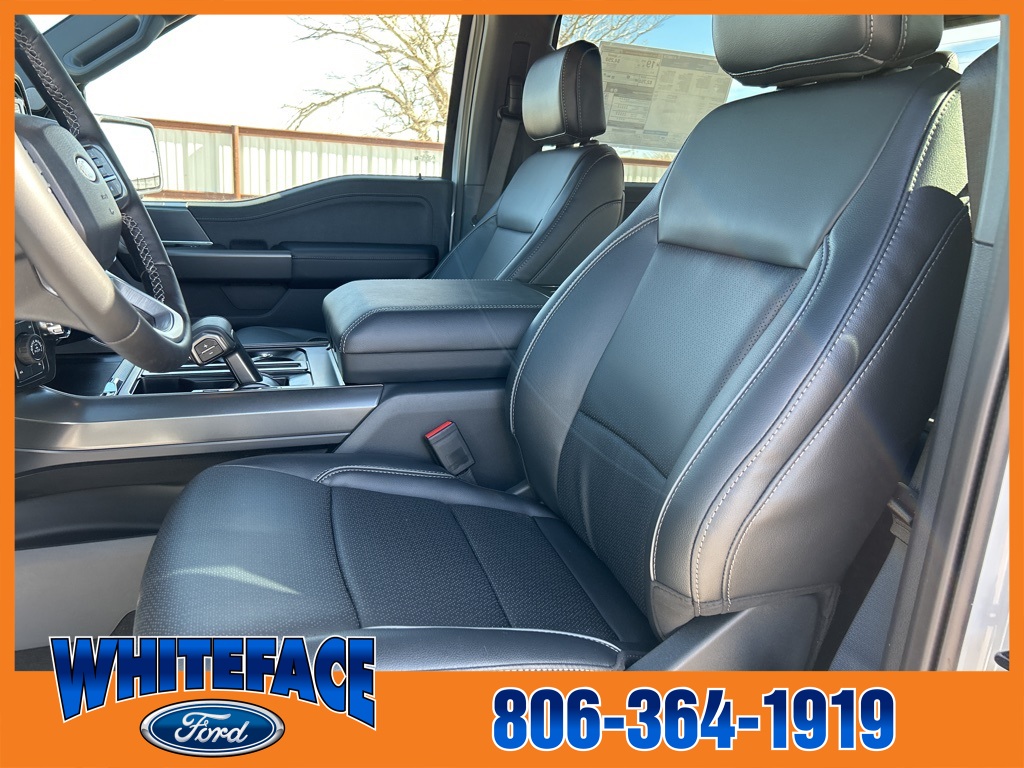 2025 Ford F-150 Lariat photo 14