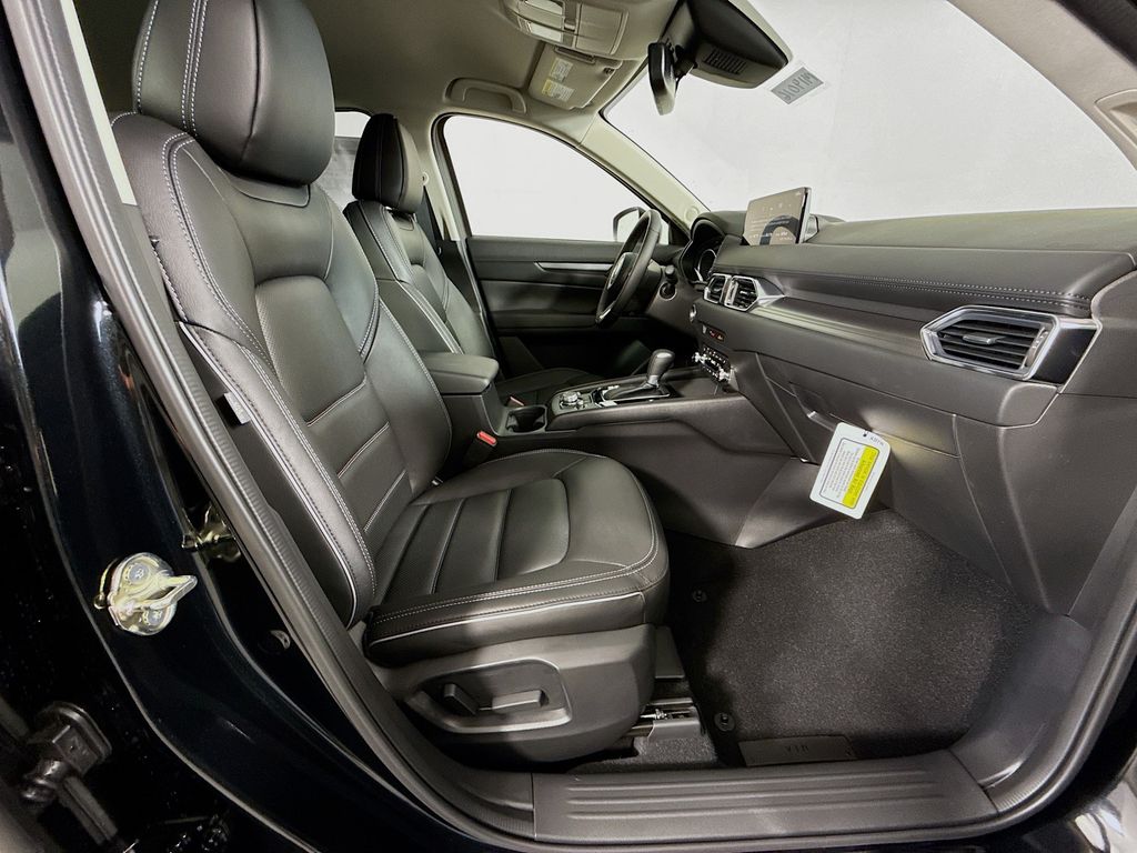 2025 Mazda CX-5 2.5 S Preferred photo 25