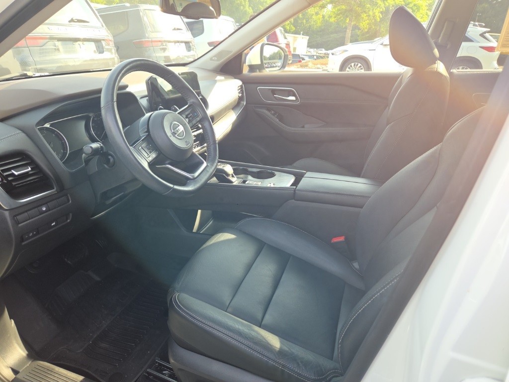 2021 Nissan Rogue SL photo 3