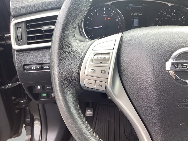 2016 Nissan Rogue SL photo 15