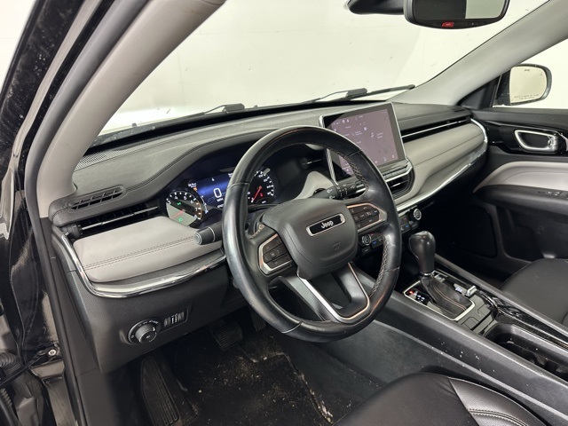 2022 Jeep Compass Limited photo 12
