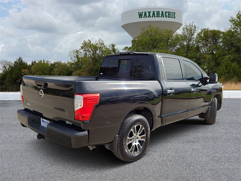 2021 Nissan Titan SV photo 4