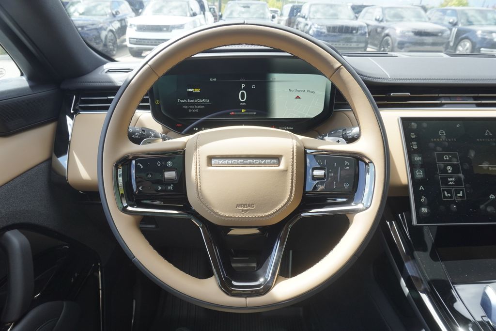 2025 Land Rover Range Rover Sport SE photo 10