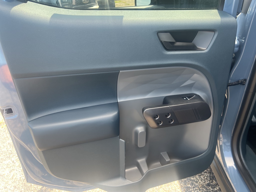 2025 Ford Maverick XLT photo 40