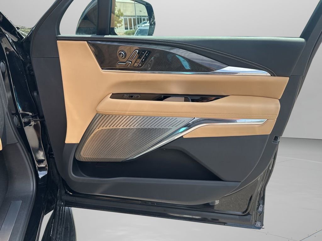 2026 Cadillac Escalade IQ Premium Sport photo 13