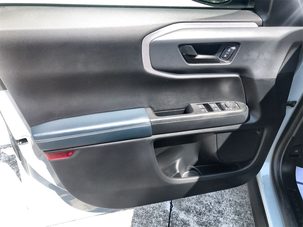2022 Ford Bronco Sport Outer Banks photo 9