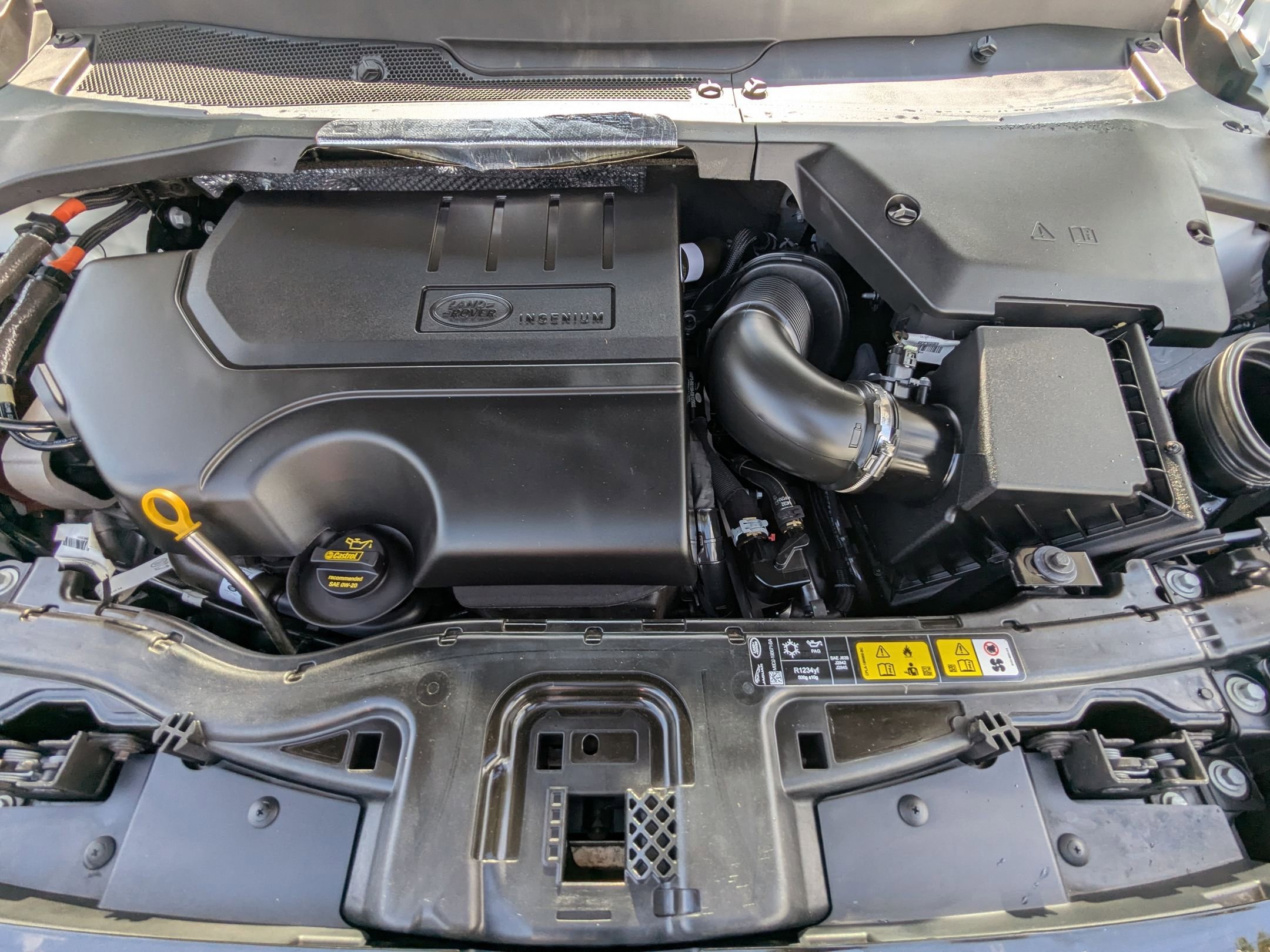 2023 Land Rover Discovery Sport SE photo 22