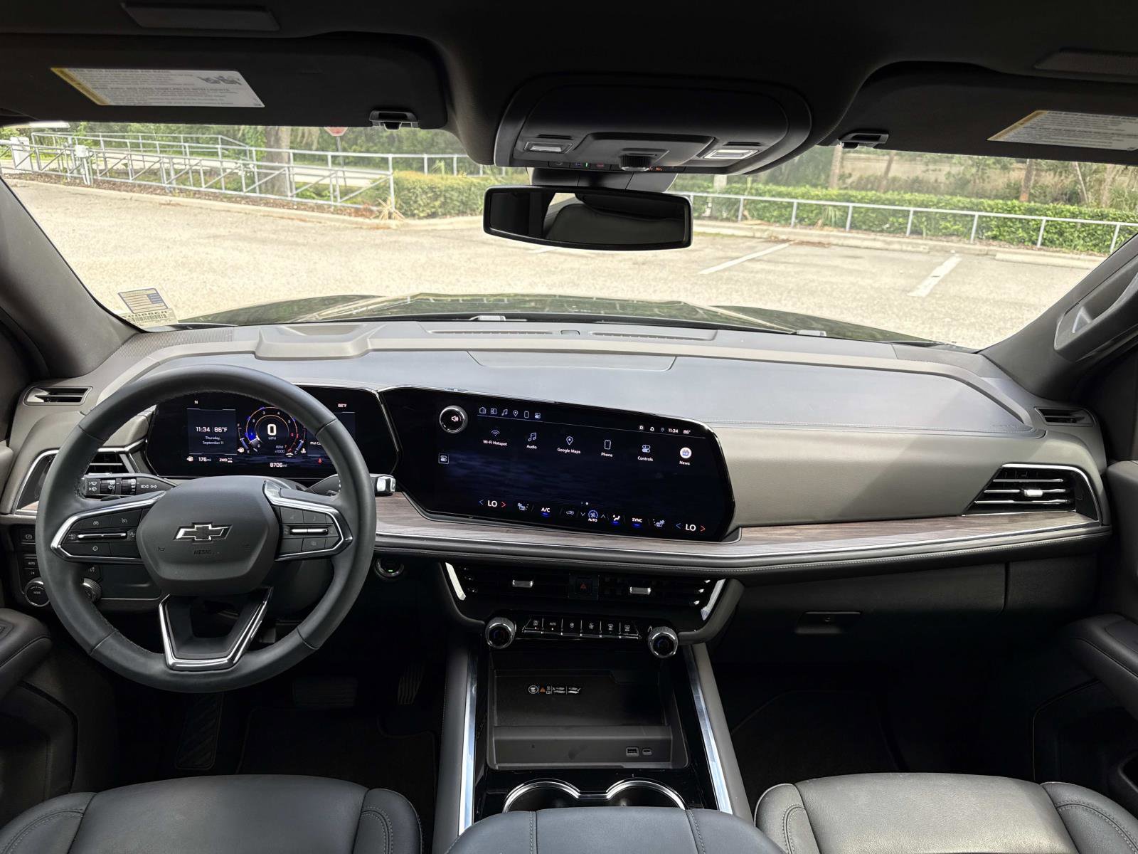 2025 Chevrolet Tahoe Z71 photo 11