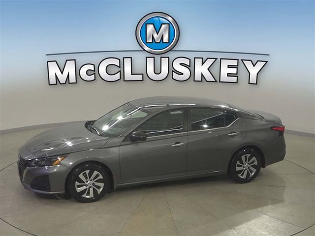 2024 Nissan Altima S's photo