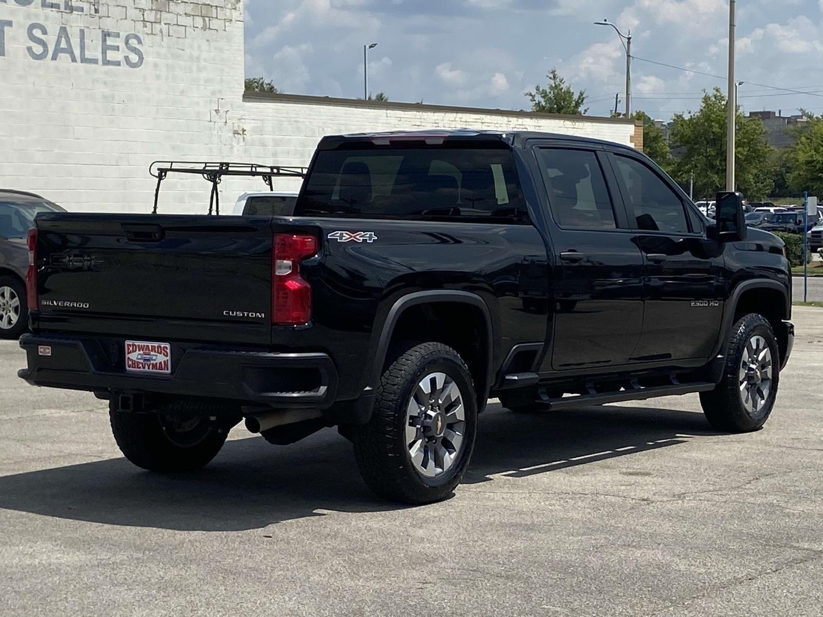 2024 Chevrolet Silverado 2500HD Custom photo 23