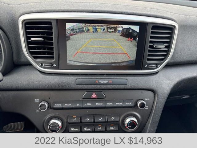2022 Kia Sportage LX photo 13