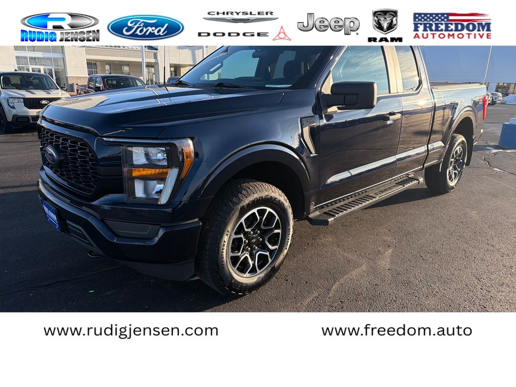 2023 Ford F-150 XL's photo