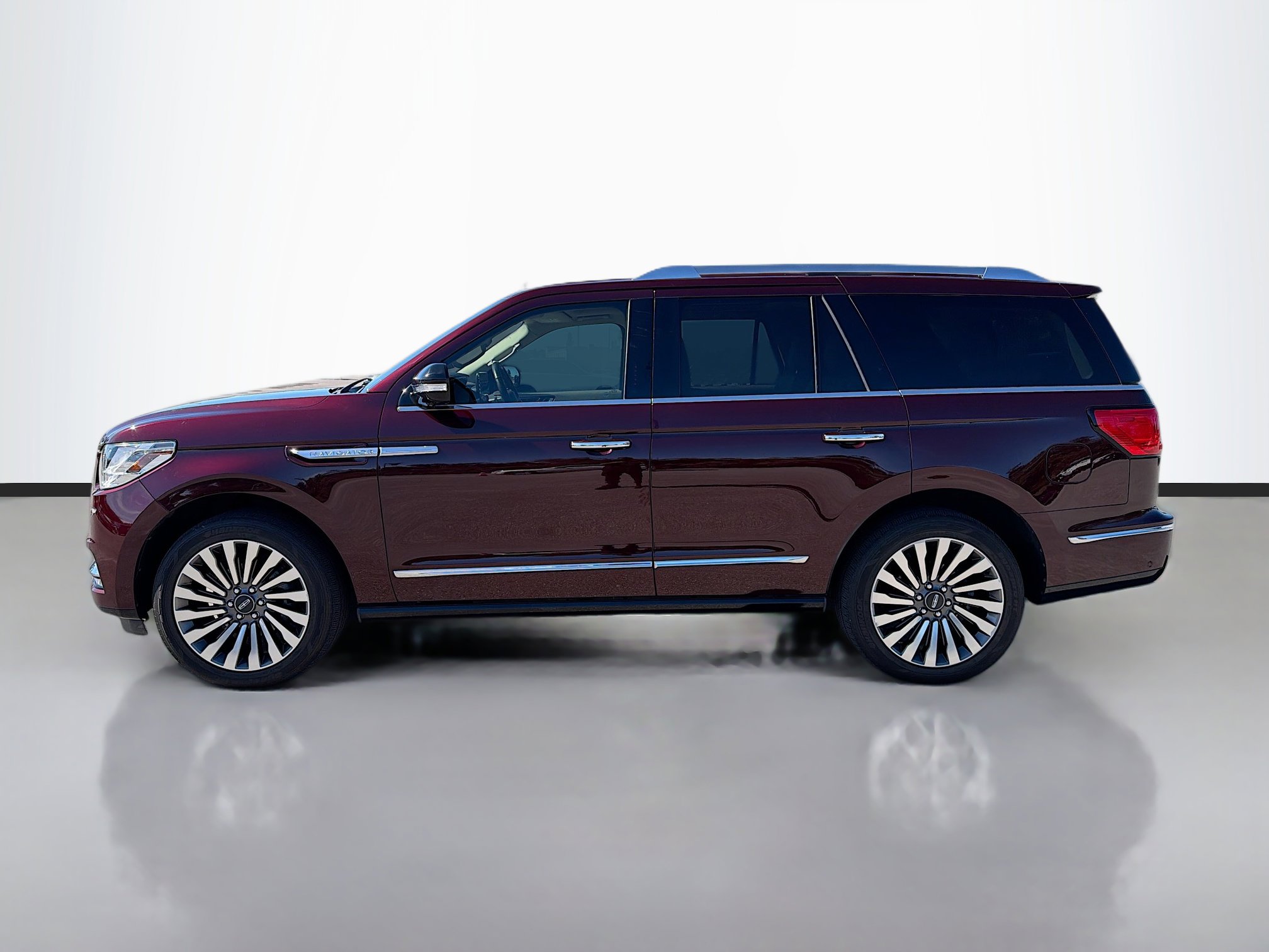 2019 Lincoln Navigator Reserve photo 2