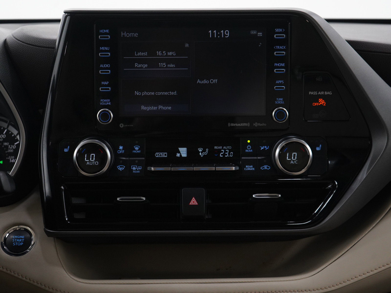 2022 Toyota Highlander XLE photo 17
