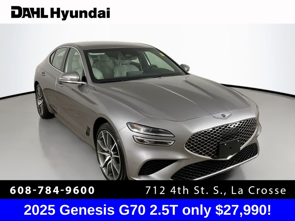 2025 GENESIS G70 Standard's photo