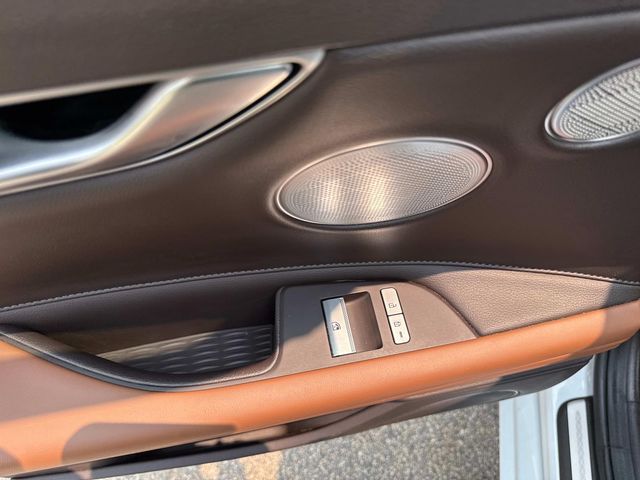 2022 Genesis G80 2.5T AWD photo 12