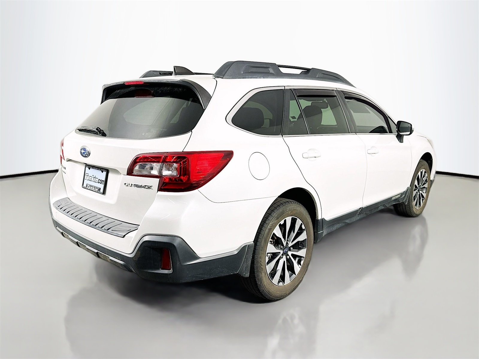 2018 Subaru Outback Limited photo 4