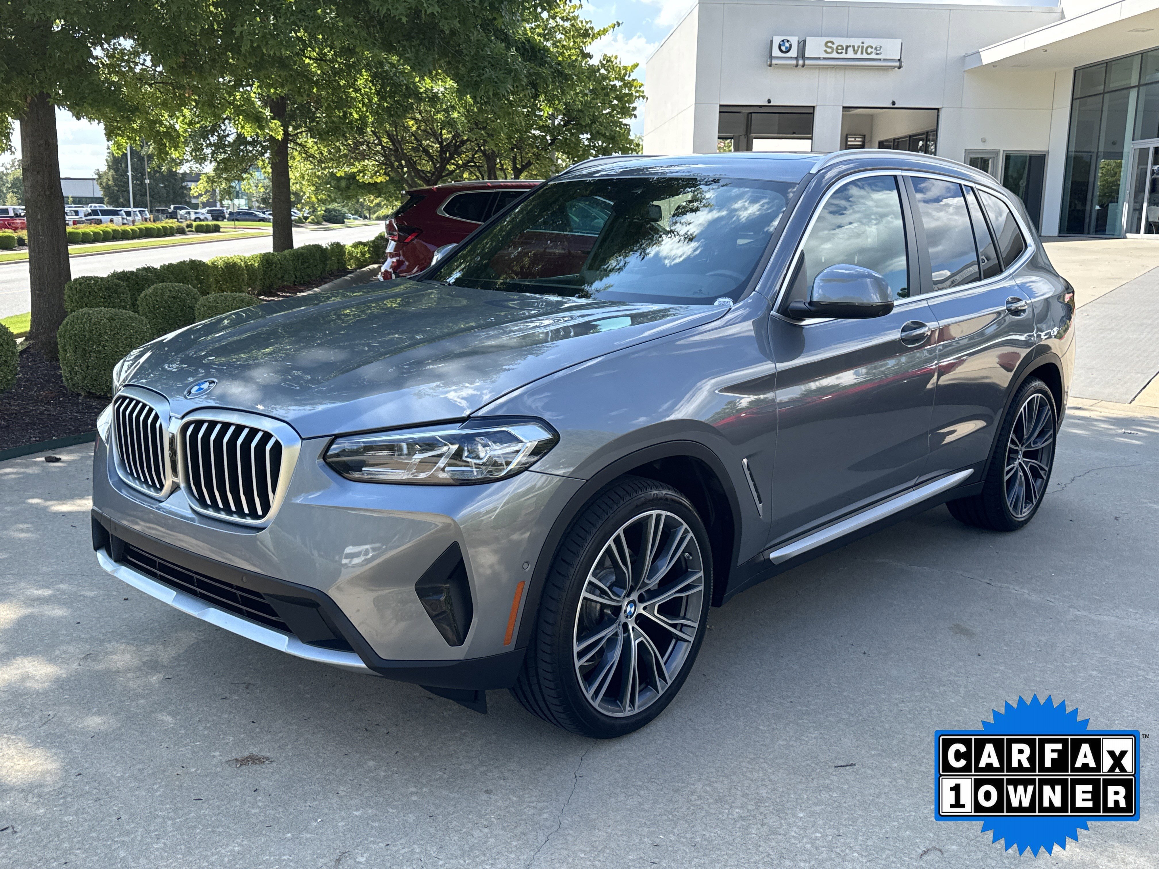 2023 BMW X3 30i's photo