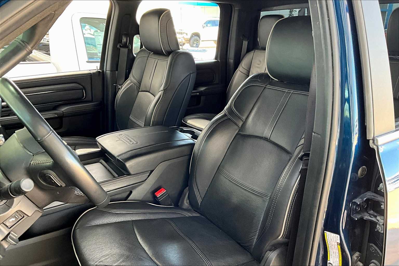 2024 Ram 3500 Limited photo 7