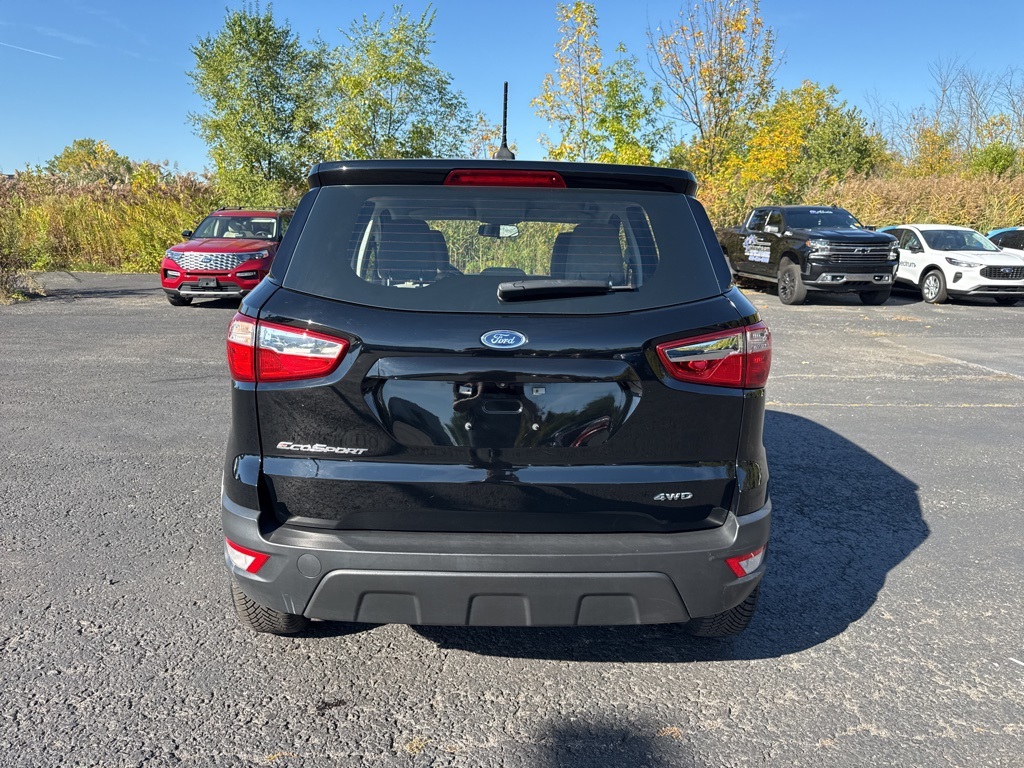 2022 Ford EcoSport S photo 12