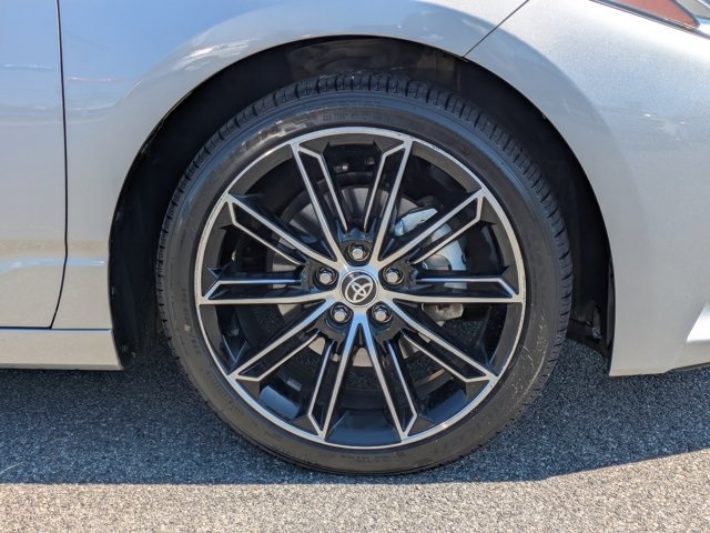 2022 Toyota Avalon Touring photo 10