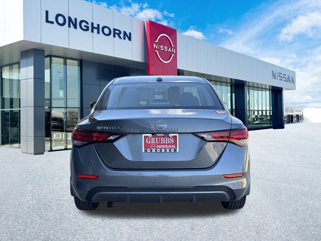 2025 Nissan Sentra SV photo 2