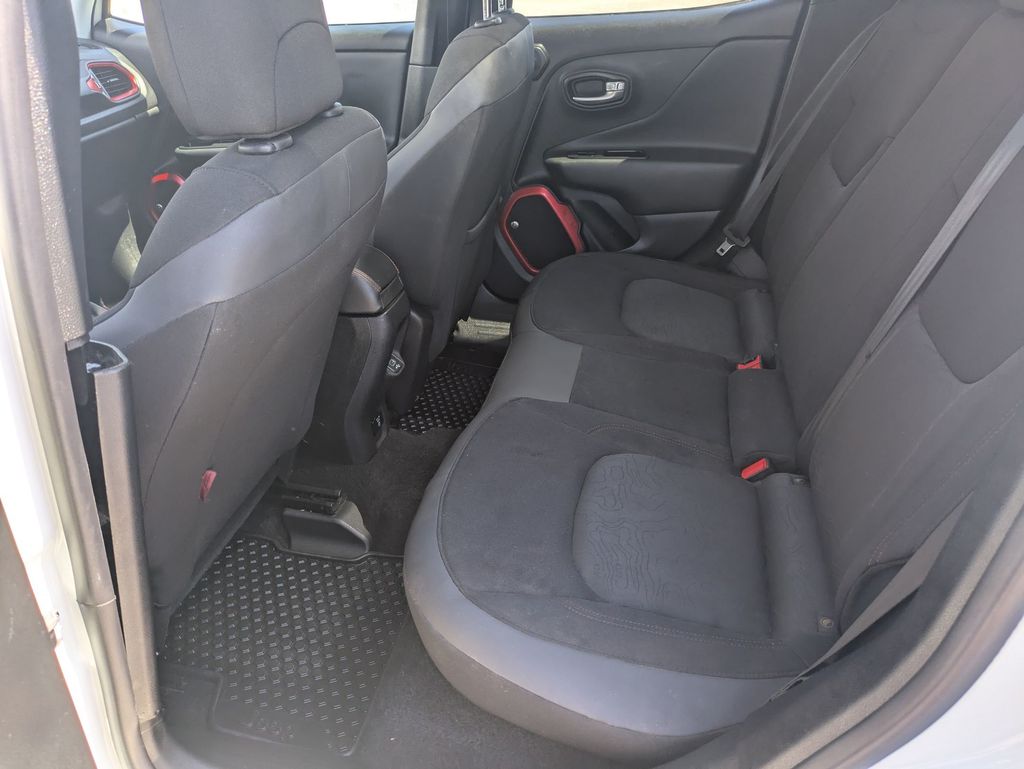 2018 Jeep Renegade Trailhawk photo 20
