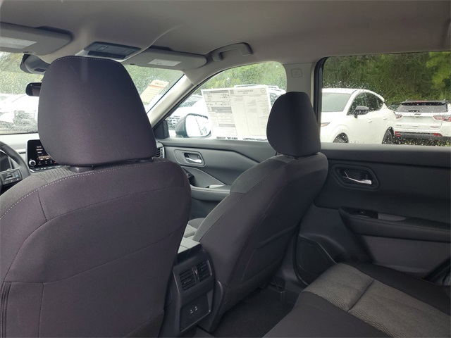 2026 Nissan Rogue SV photo 20