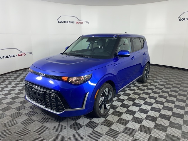 2023 Kia Soul GT-Line photo 3