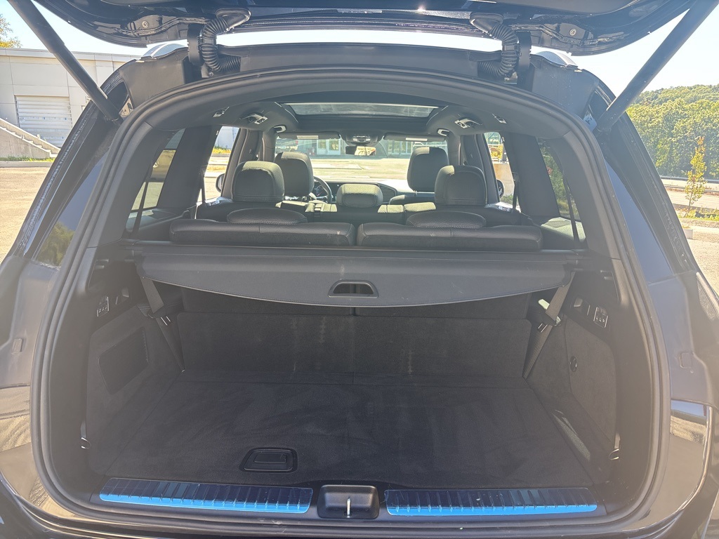 2025 Mercedes Benz GLS 450 4MATIC photo 9