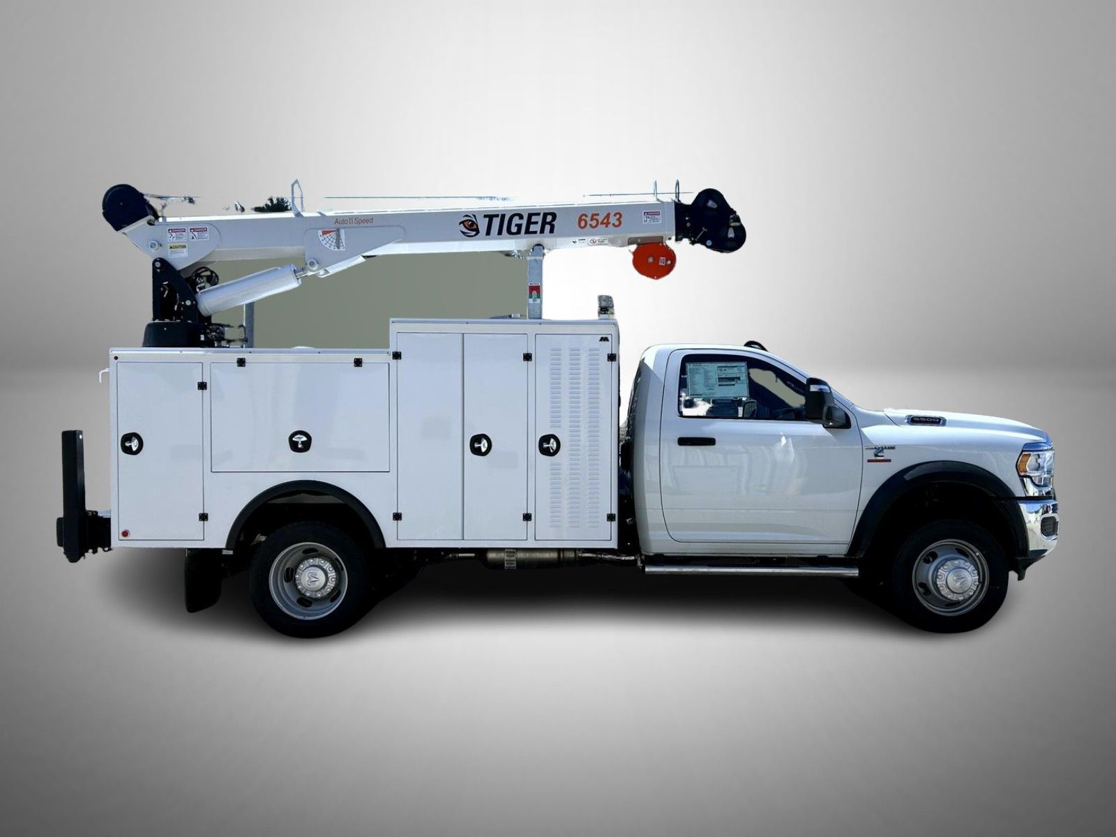 2024 Ram 5500 Tradesman photo 4