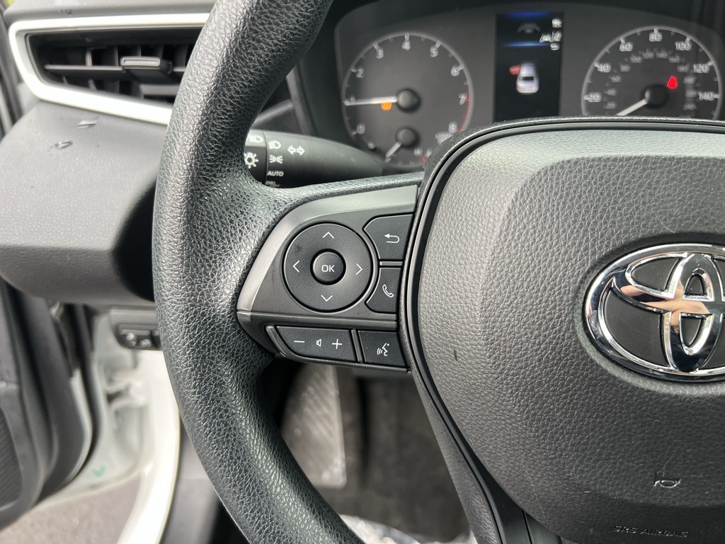 2023 Toyota Corolla LE photo 14