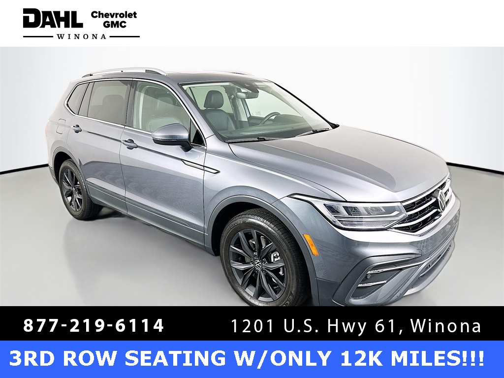 2024 Volkswagen Tiguan SE's photo