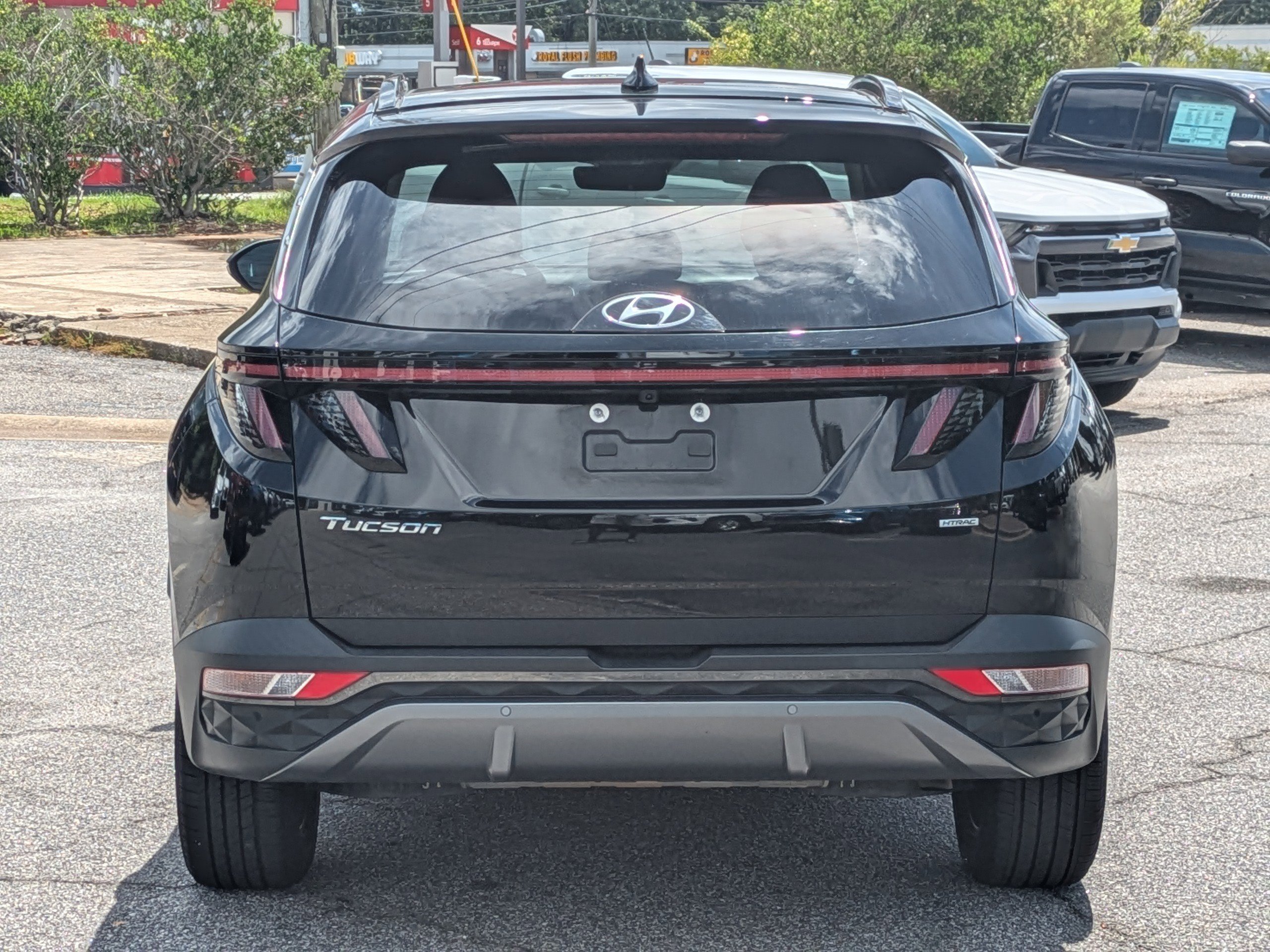 2024 Hyundai Tucson Limited photo 2