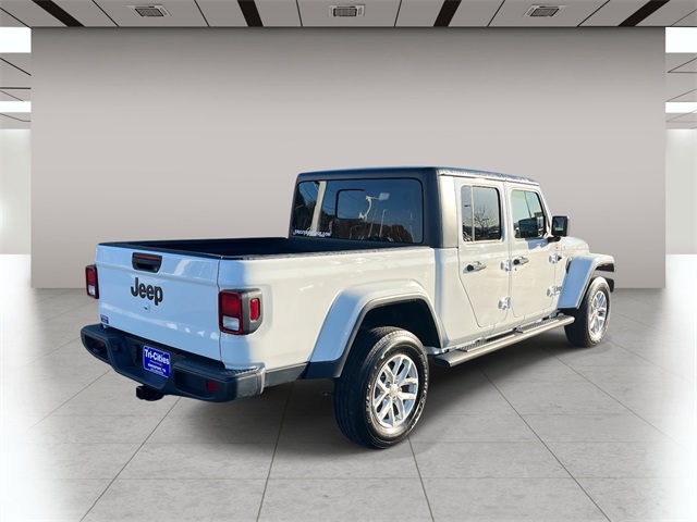 2023 Jeep Gladiator Sport photo 3