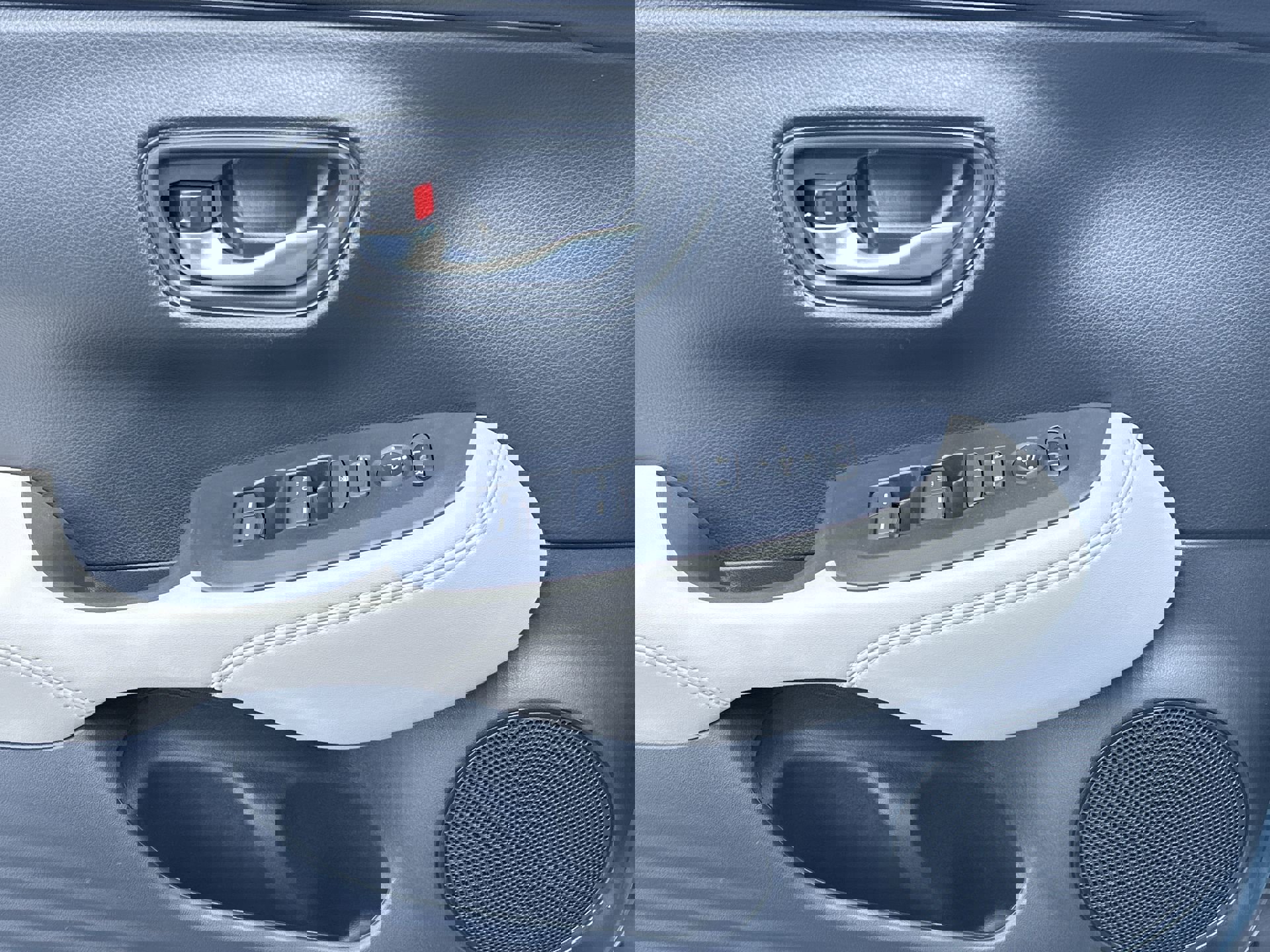 2026 Honda HR-V LX photo 13