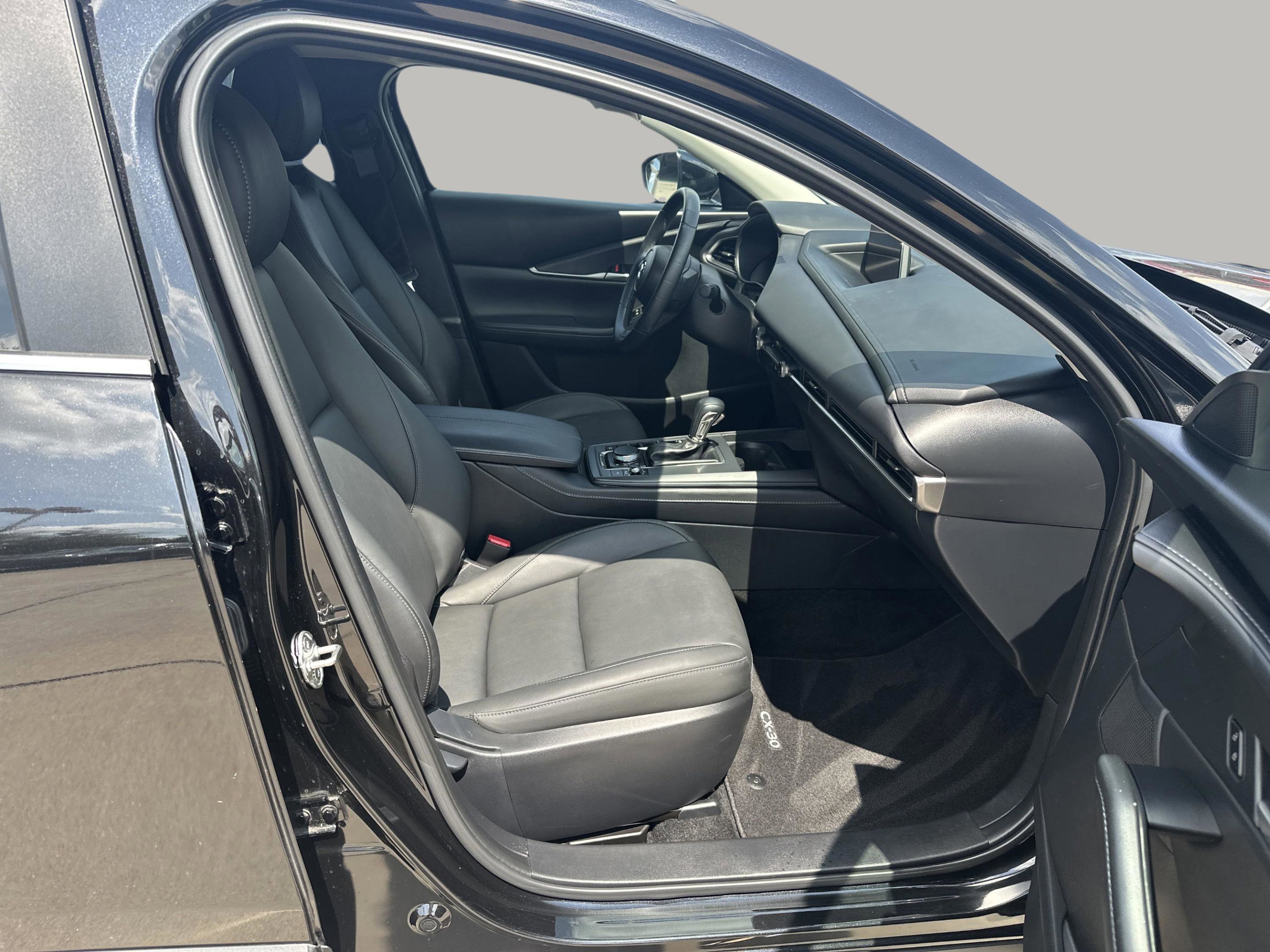 2023 Mazda CX-30 2.5 Select photo 12
