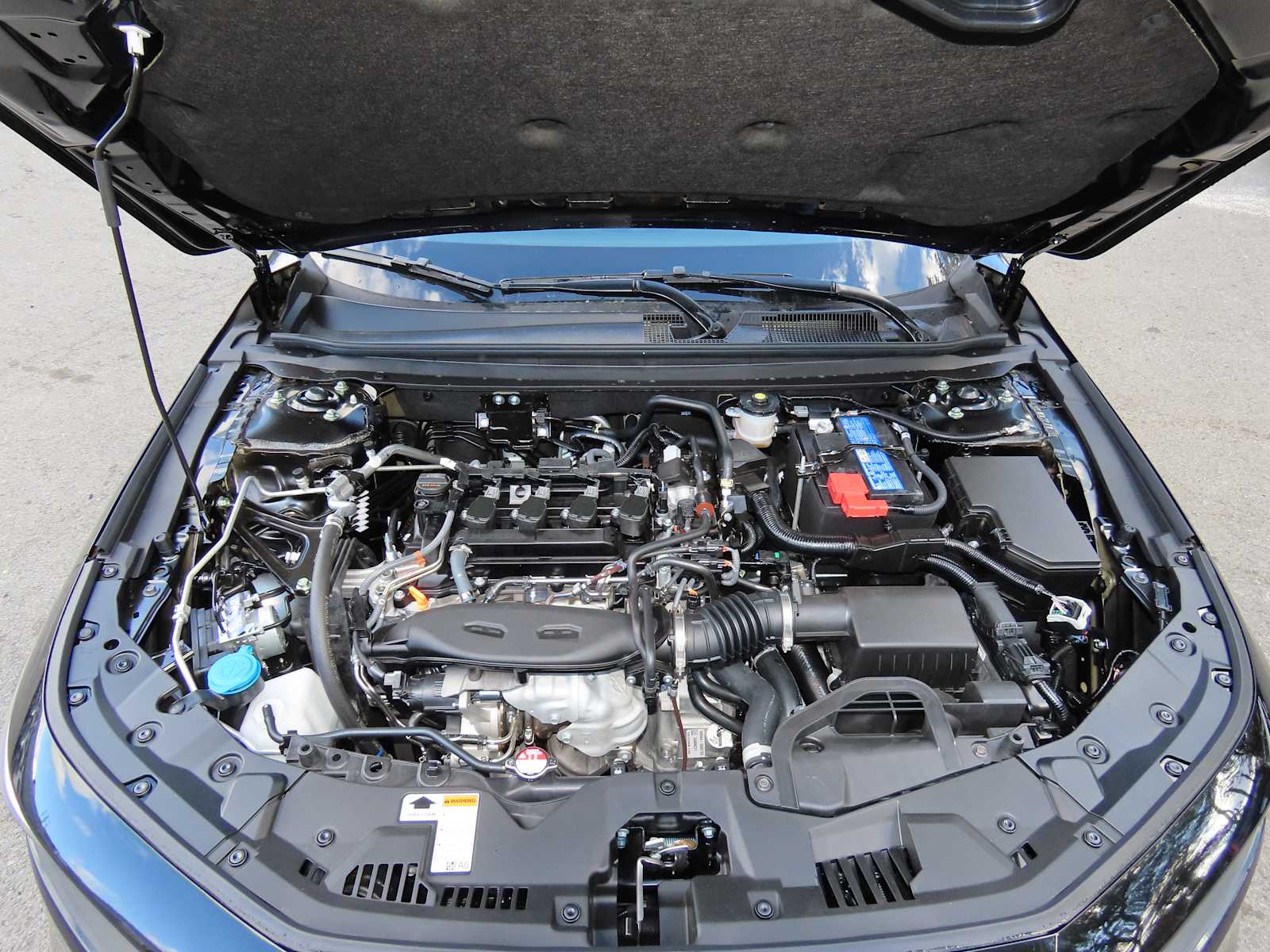 2025 Honda Accord SE photo 8